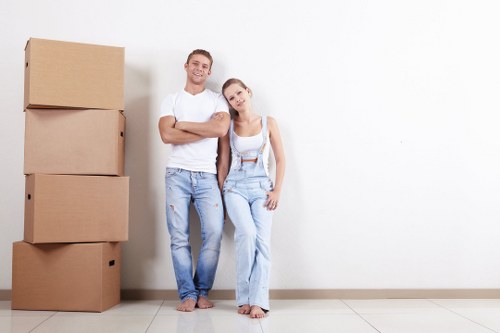Local house removals planning in Beckenham with moving team and boxes